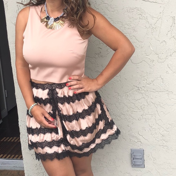 PM Pick Nicole Miller Artelier   crop top nude - Picture 4 of 4